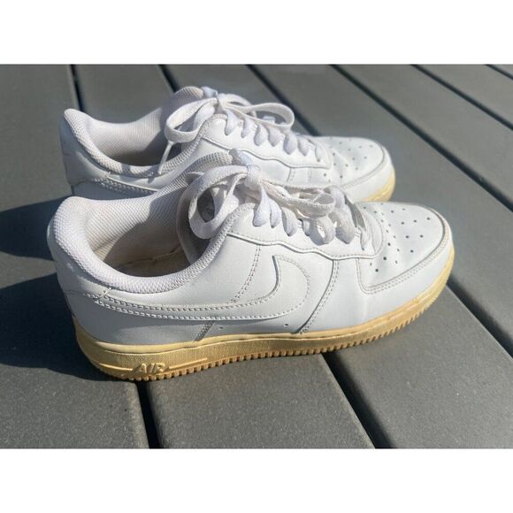 Nike Air Force One Men Low White Sneakers Size 8.5 - Picture 4 of 7
